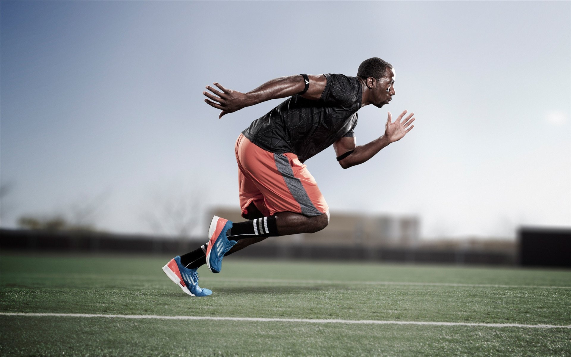 华体会平台-青训教练学习海外训练理念提升本土教学内容，国际青训师